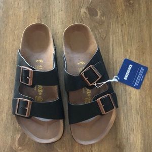 NWT new with tags black Birkenstock sandals rose gold hardware
